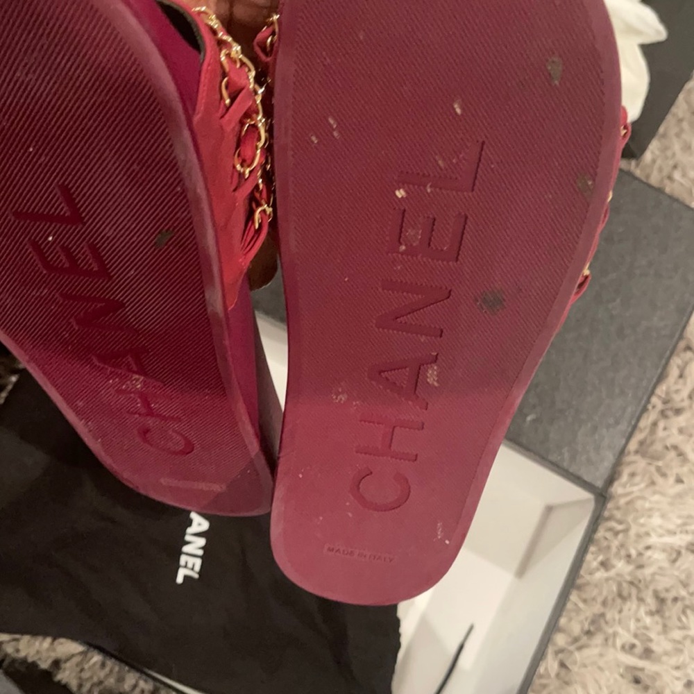 Slides - Picture 3 of 3